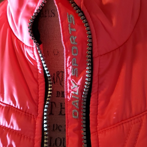 Daily Sports vest - Picture 5 of 6